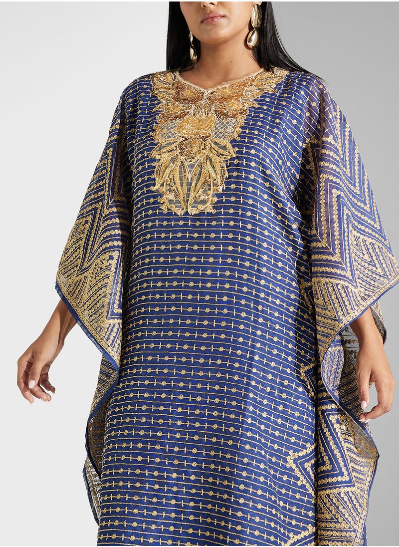 Plus size embroidered kaftan with sleevless inner