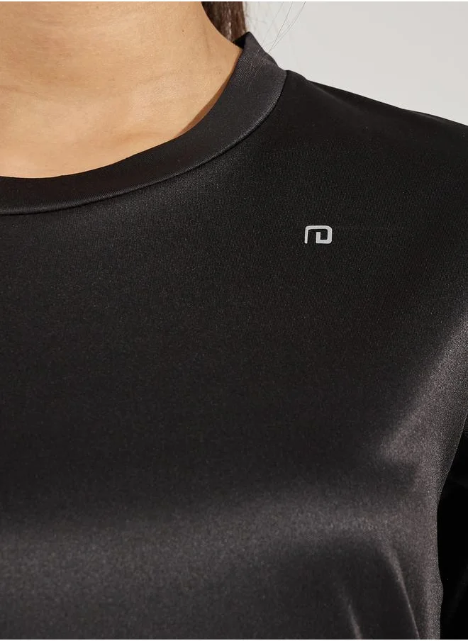 ستايلي Logo Detail Long Sleeves Basic Top