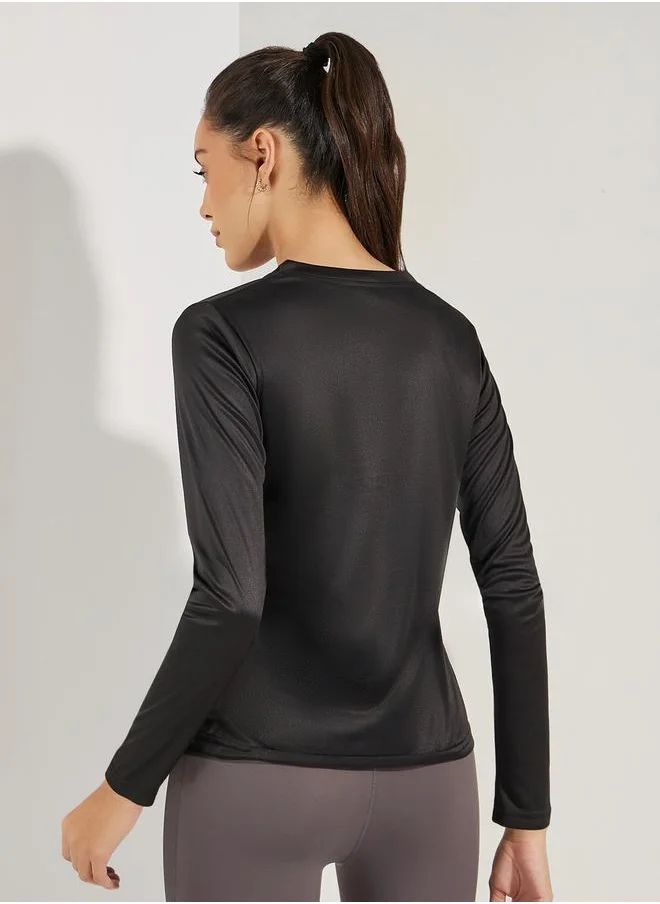 ستايلي Logo Detail Long Sleeves Basic Top