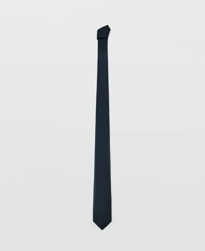 Smooth micro-structured tie