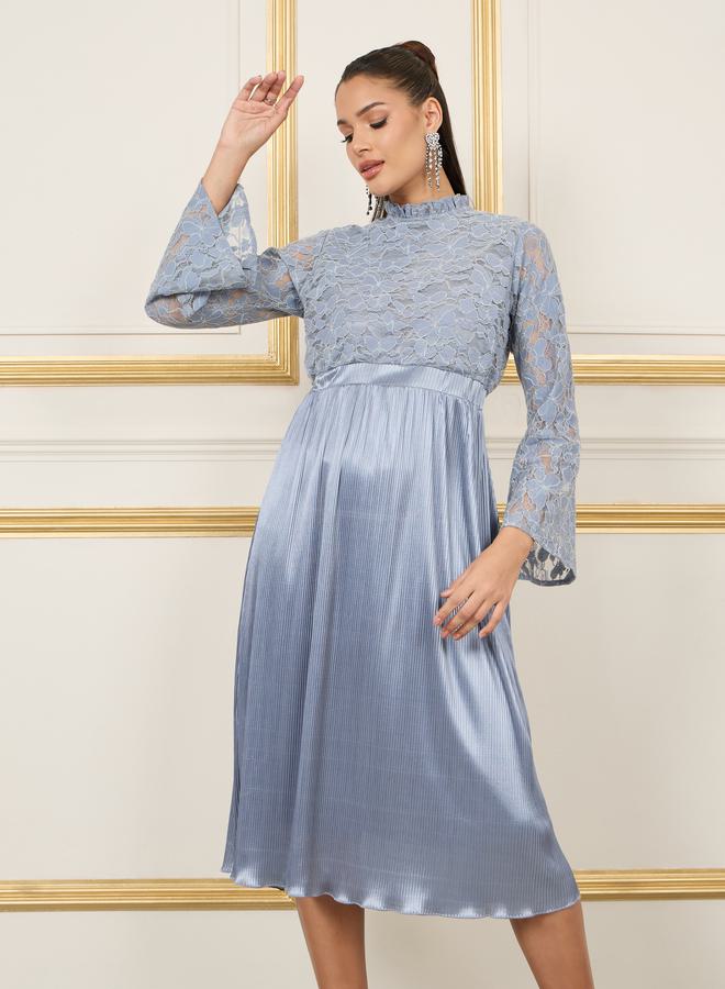ستايلي فستان ميدي بتفاصيل دانتيل وحافة مطوية من الساتان بتصميم - - Image 2