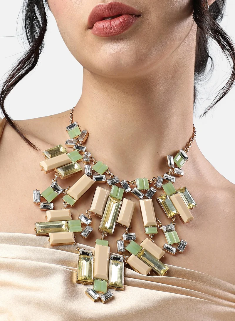 سوهي قلادة مصممة بأحجار متعددة الألوان