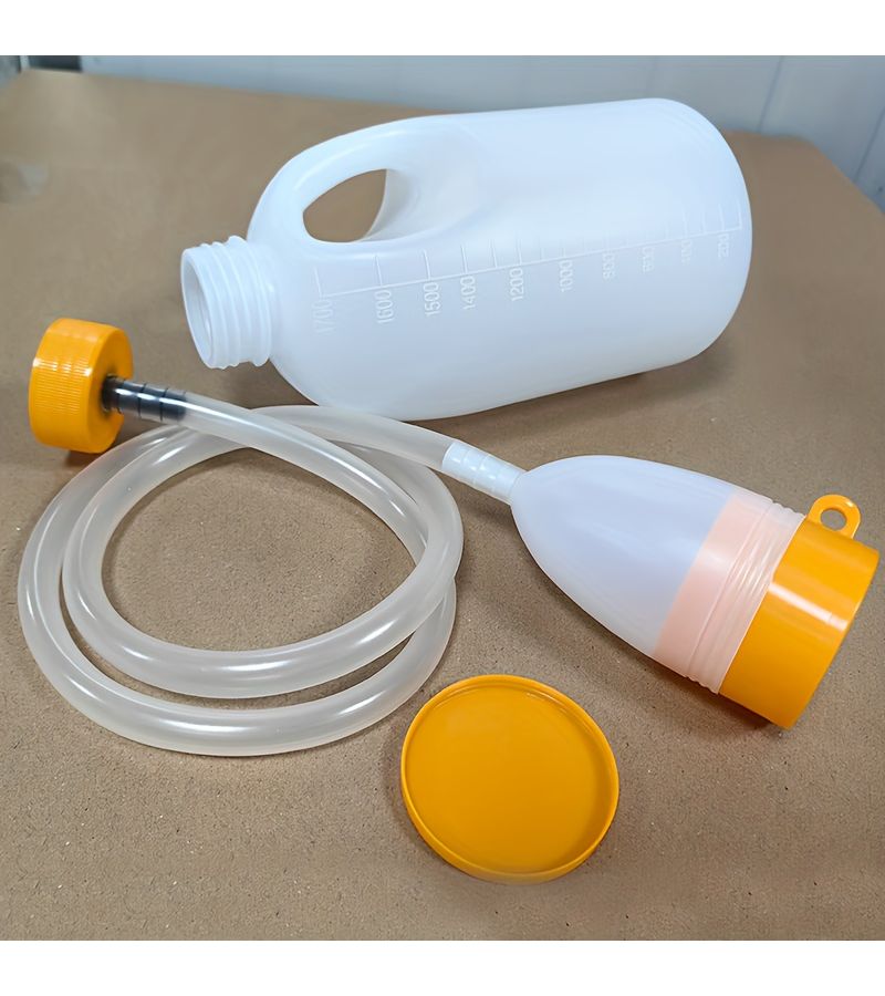 Plastic Urinal with Tube 1700ml Portable Emergency Pee Bottle Outdoor Travel Car Use for Elderly - Image 5