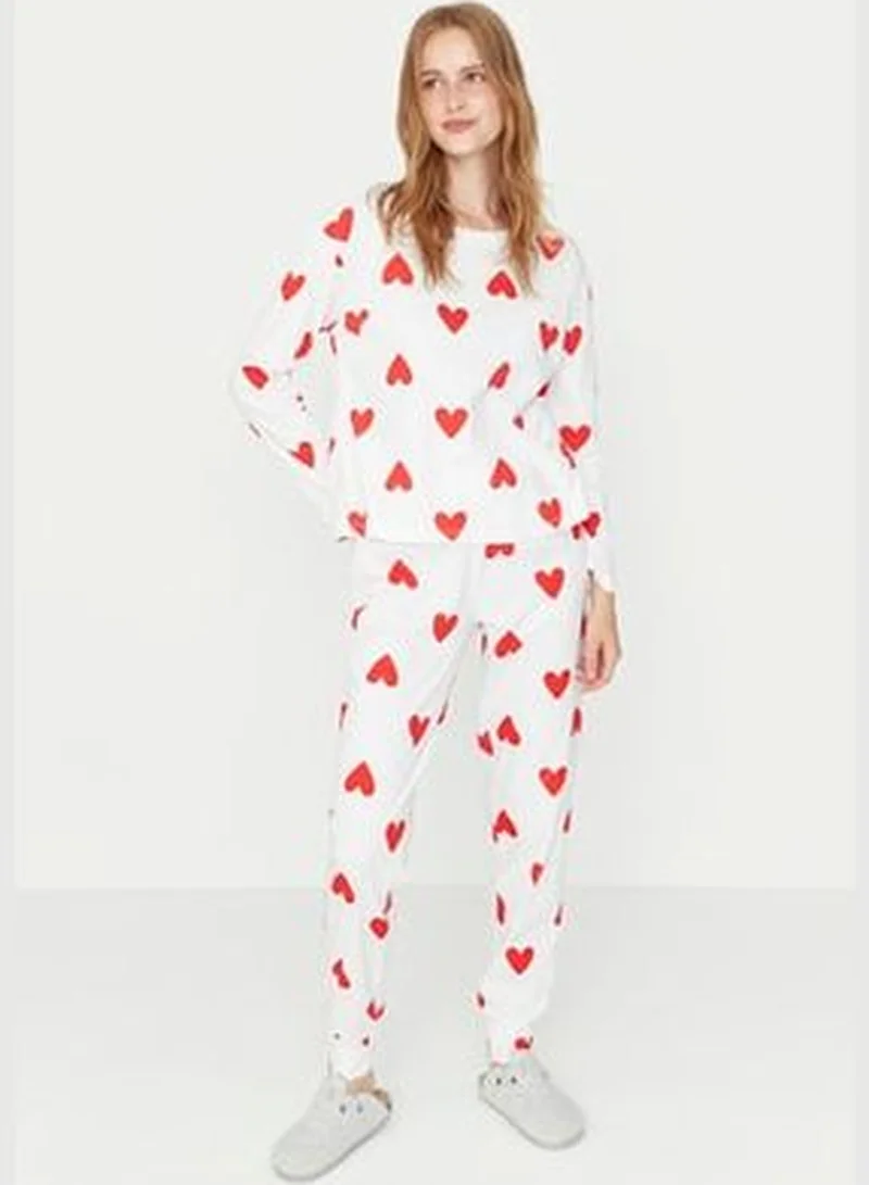 trendyol White 100% Cotton Heart T-shirt-Jogger Knitted Pajamas Set THMAW21PT0566