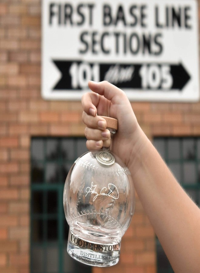 Cooperstown Distillery قارورة تقطير كوبرزتاون، مرخصة من قاعة مشاهير البيسبول الوطنية، تحمل توقيع غاري كارتر المحفور | 750 مل - Image 2