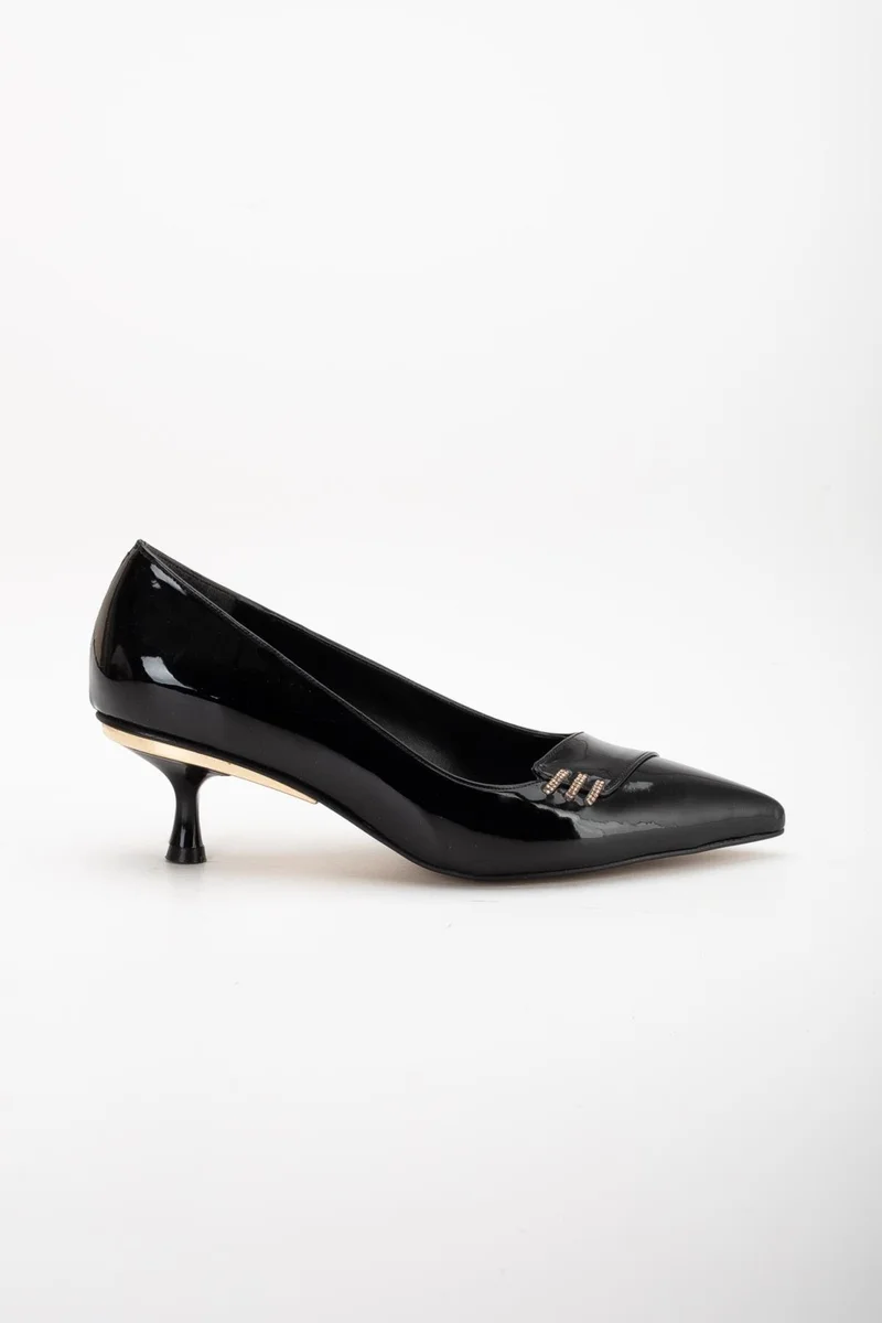 Dilimler Ayakkabı Slices Shoes Large Size Patent Leather Stone Side Face Black Women's Short Heeled Shoes