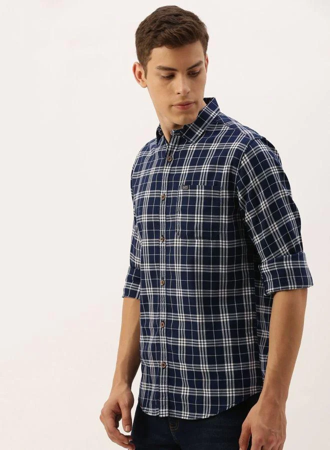 The Indian Garage Co Men Slim Fit Checkered Full Sleeves Spread Collar Casual Shirt