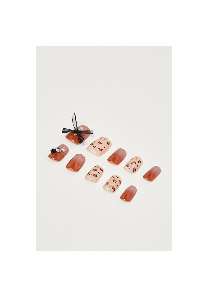 R&b Wearable Stick-On Nails Set