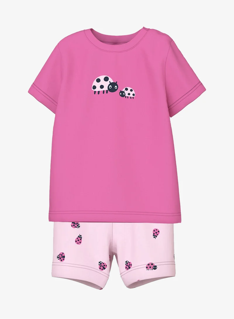 نيم ات مجموعة تيشيرت بطبعة وشورت للأطفال