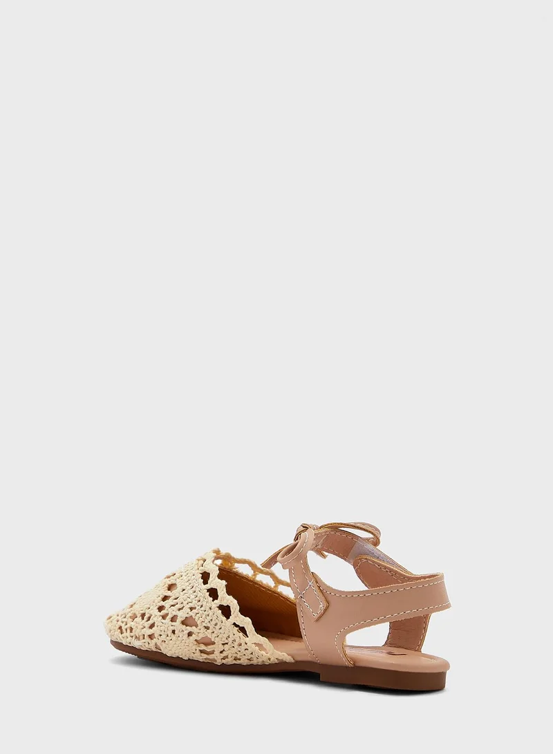 Pinata Girls Slip Ons