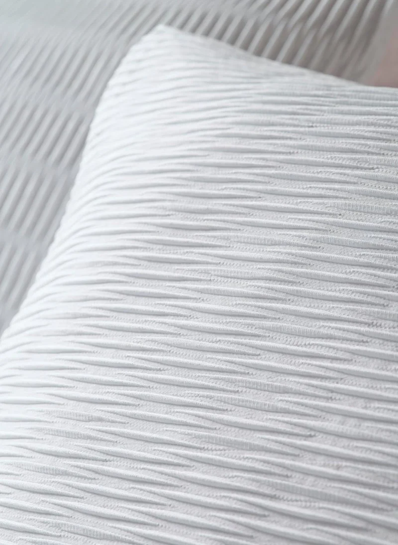 ماتلان White Ruched Duvet Cover