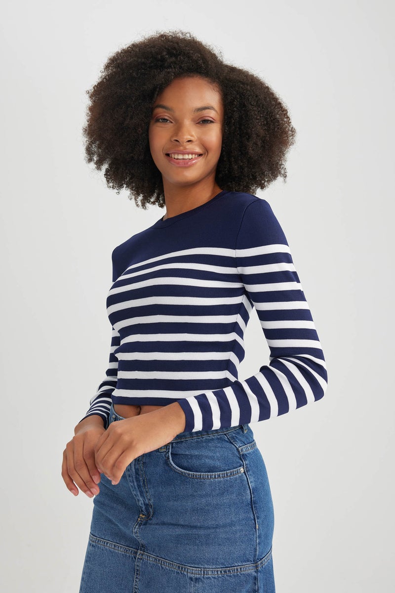 DeFacto Woman Slim Fit Striped Crew Neck Pullover - Image 4