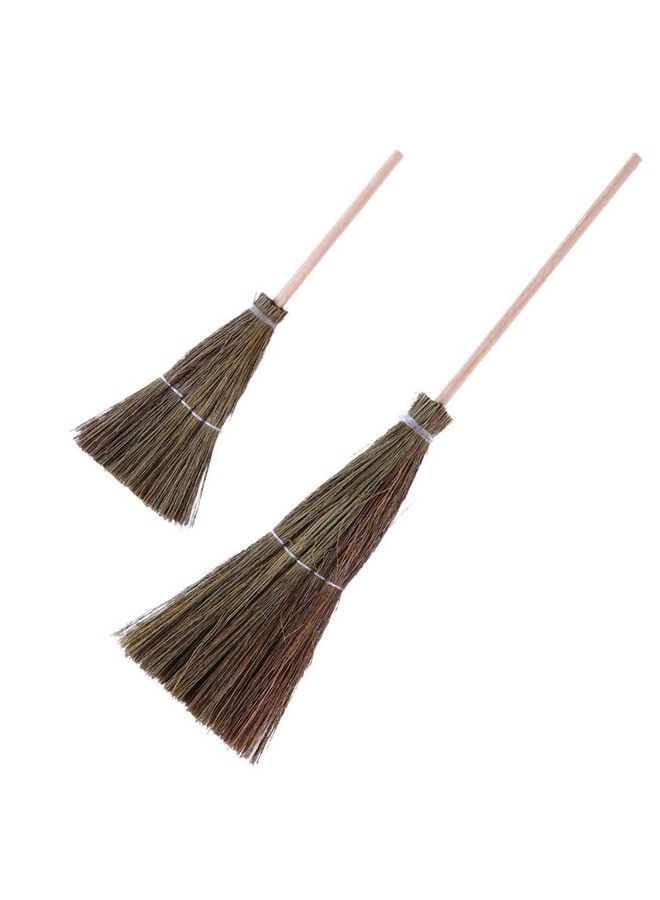 NUOBESTY 2 قطع مكنسة دمى مصغرة خشبية من القش زينة حرفية زينة مكنسة ساحرة مصغرة زينة منزل دمى تخطيط غرفة مصغرة - Image 1