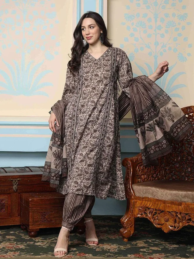 ISHIN ISHIN Brown Cotton Kurta and Pants with Dupatta Set