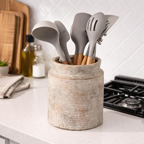 Dobbyby Ceramic Flower Vase 6.5 inch Farmhouse Rustic Vase for Home Decor Handcrafted Pottery Vase Small Terracotta Vases for Dining Table Decor Fireplace Living Room Bathroom Wedding Centerpiece(M-Terra) - Image 4