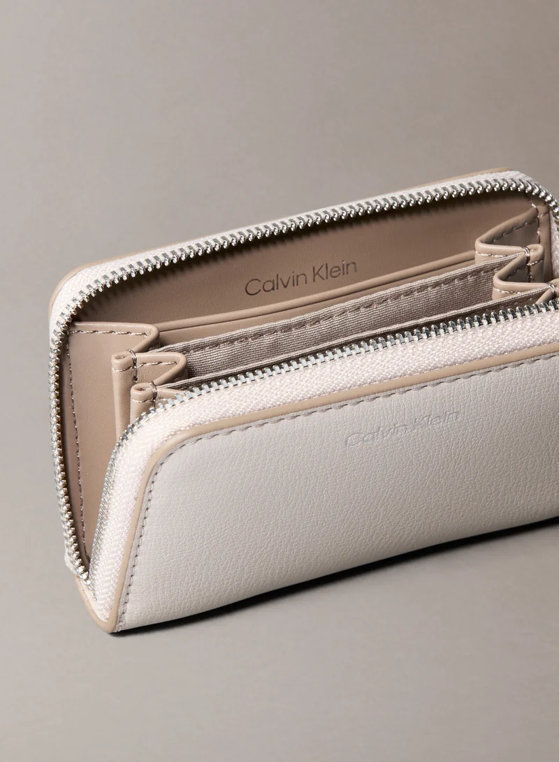 CALVIN KLEIN Foil Logo Square Zip Wallet