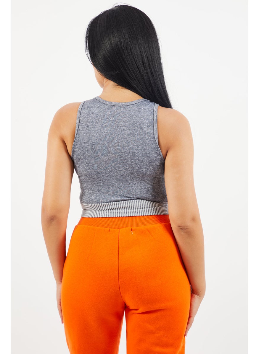 ODolls Sport Women Sportswear Fit Brand Logo Training  Crop Top, Grey  - Image 3