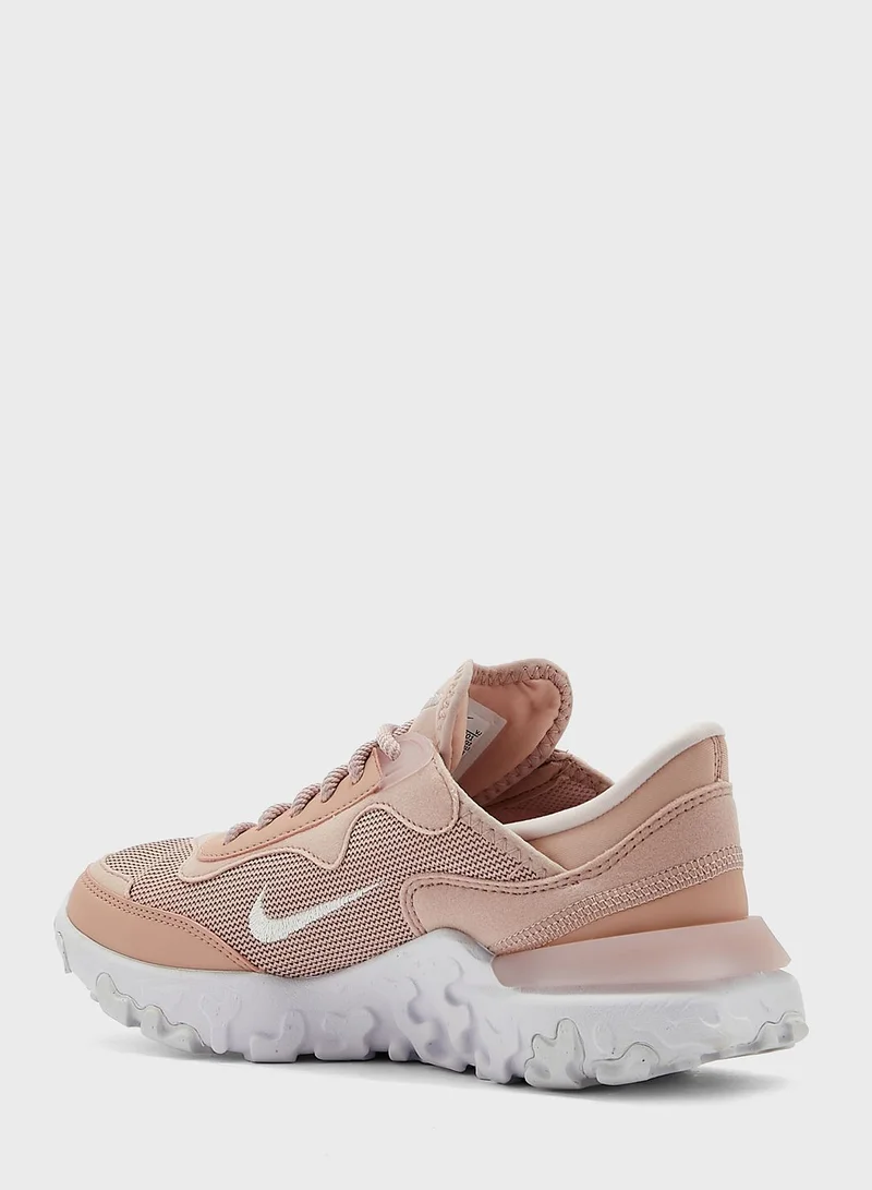 Nike React R3Vision
