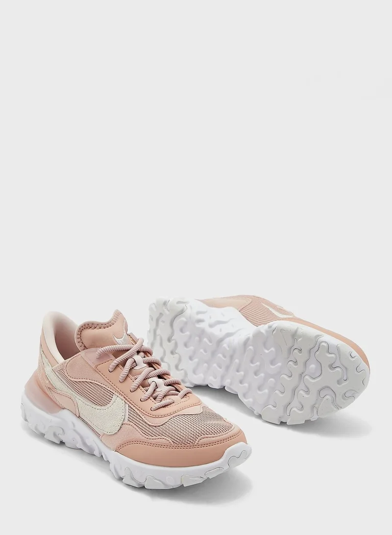 Nike React R3Vision