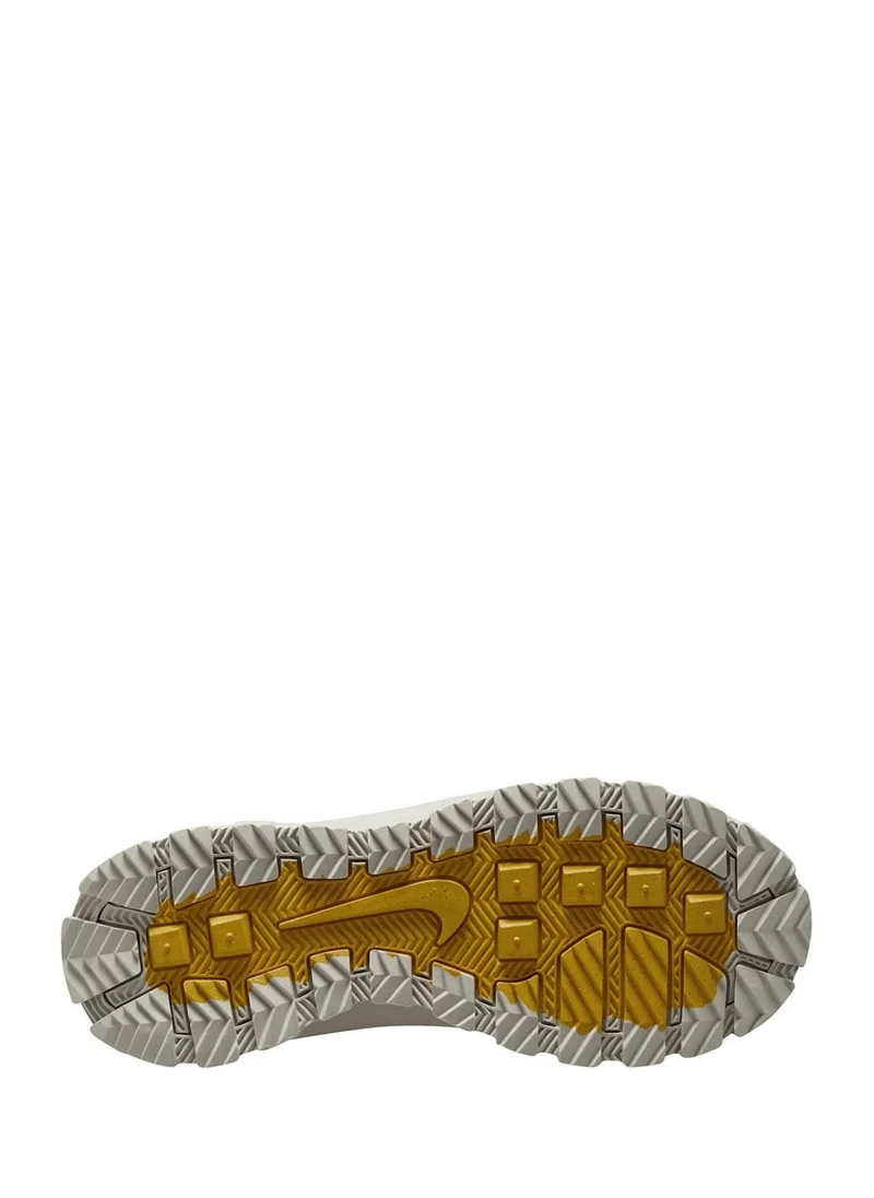 Nike Blazer Roam Mid