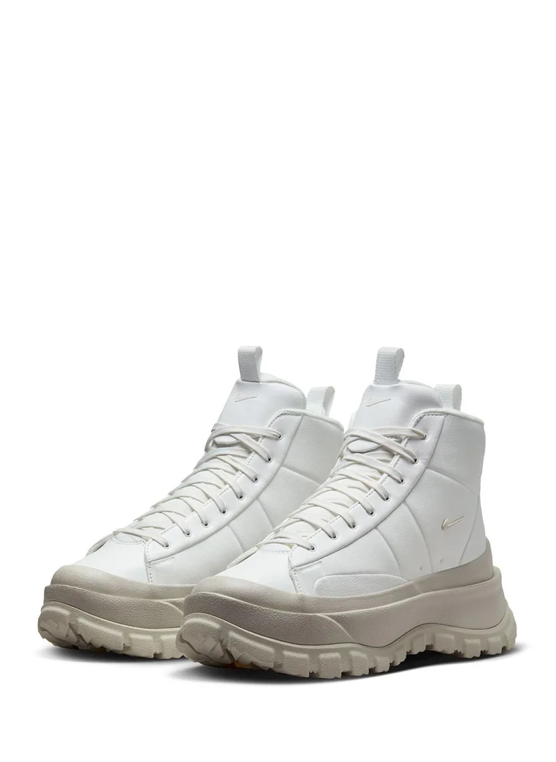 Nike Blazer Roam Mid