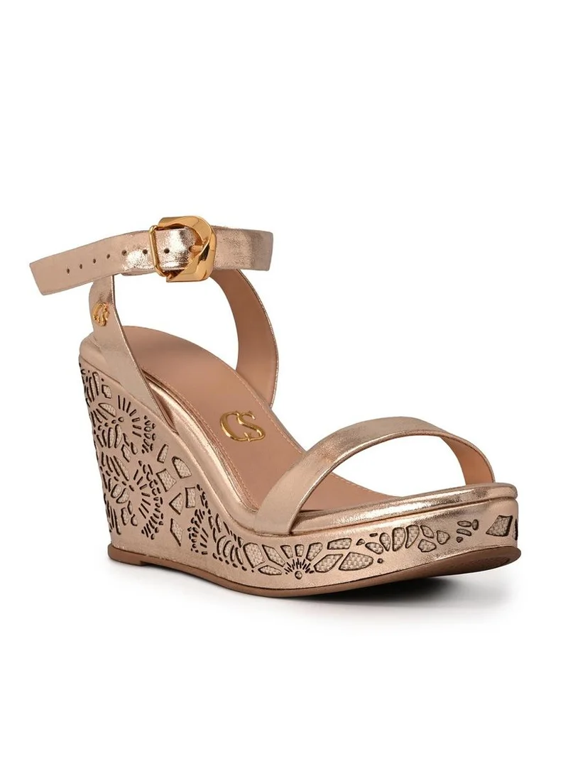 Carmen Steffens Anabela Dourada Laser Cutouts