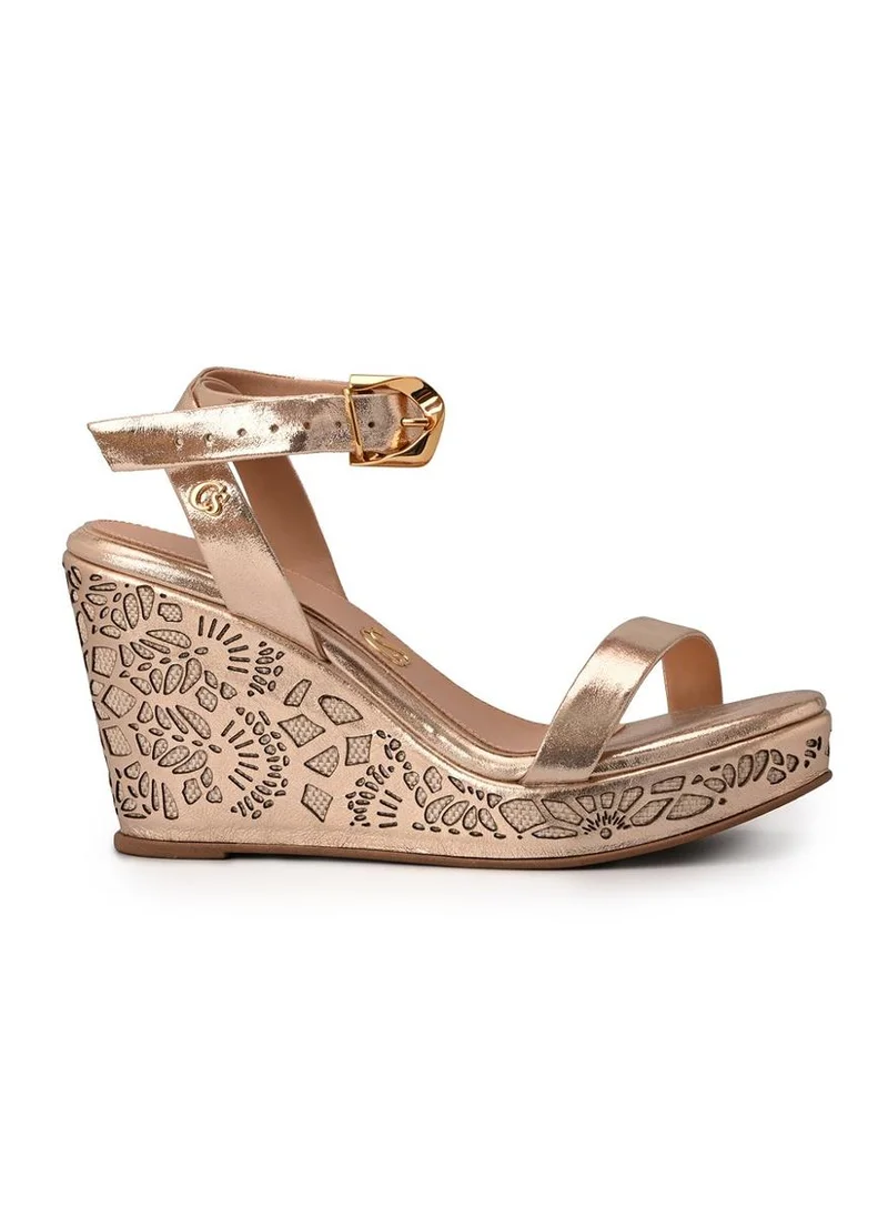 Carmen Steffens Anabela Dourada Laser Cutouts