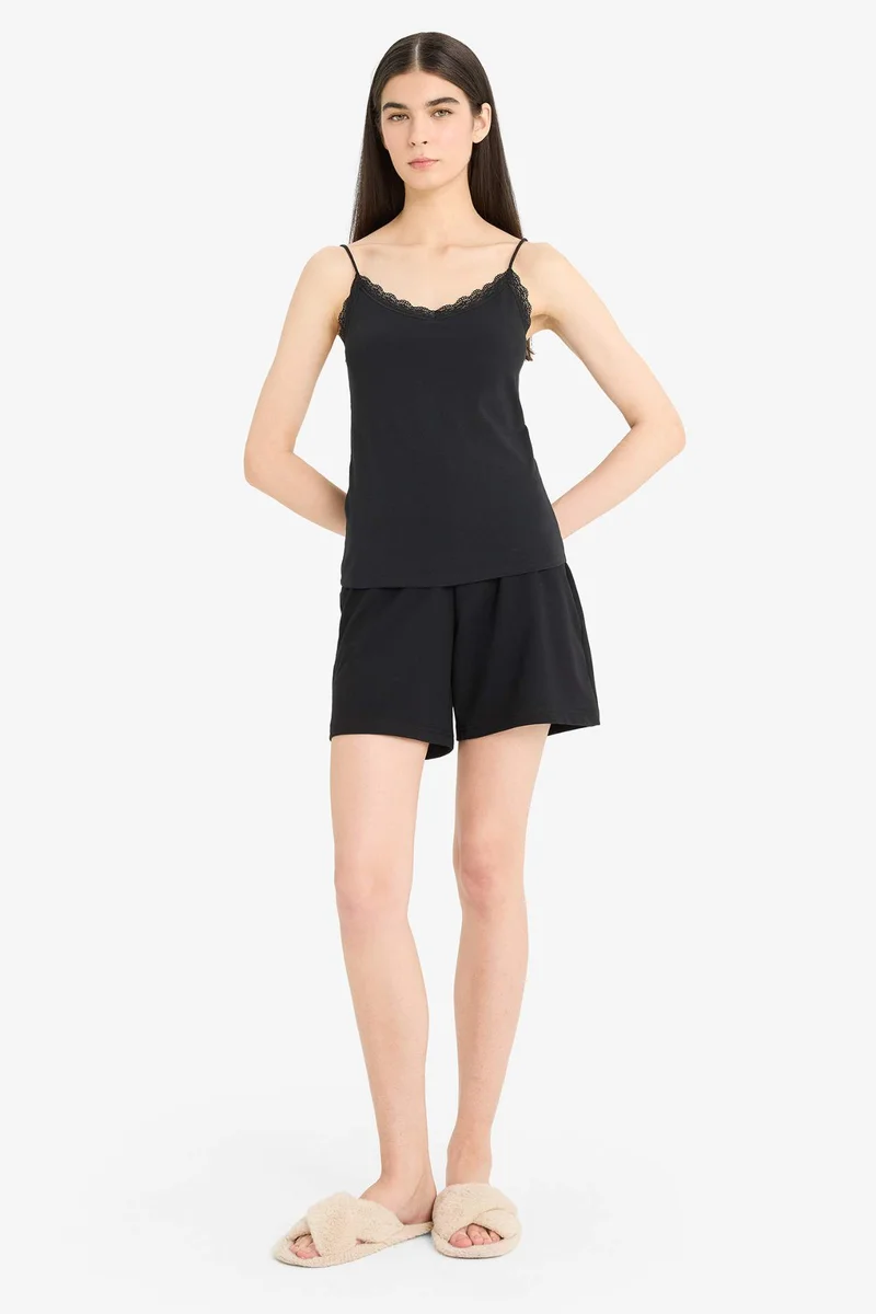 ديفاكتو Fall in Love Lace Detailed Thin Strappy Cotton Black Undershirt