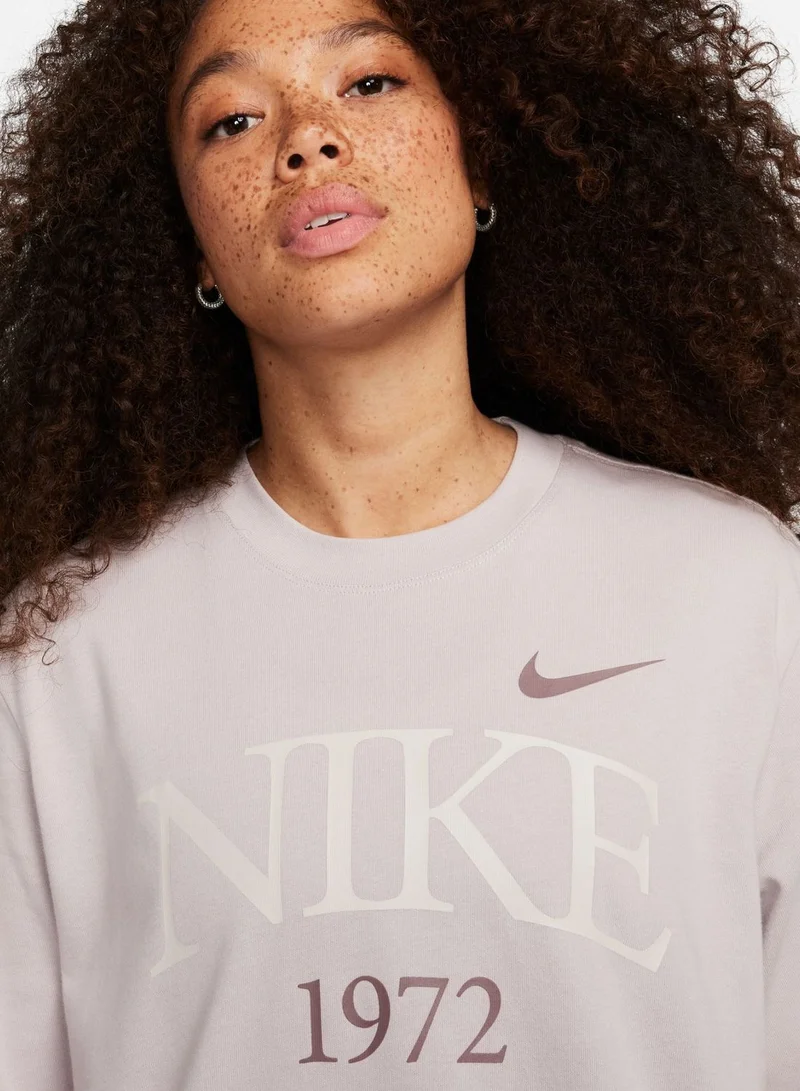 نايكي تي شيرت Nsw Classics Boxy