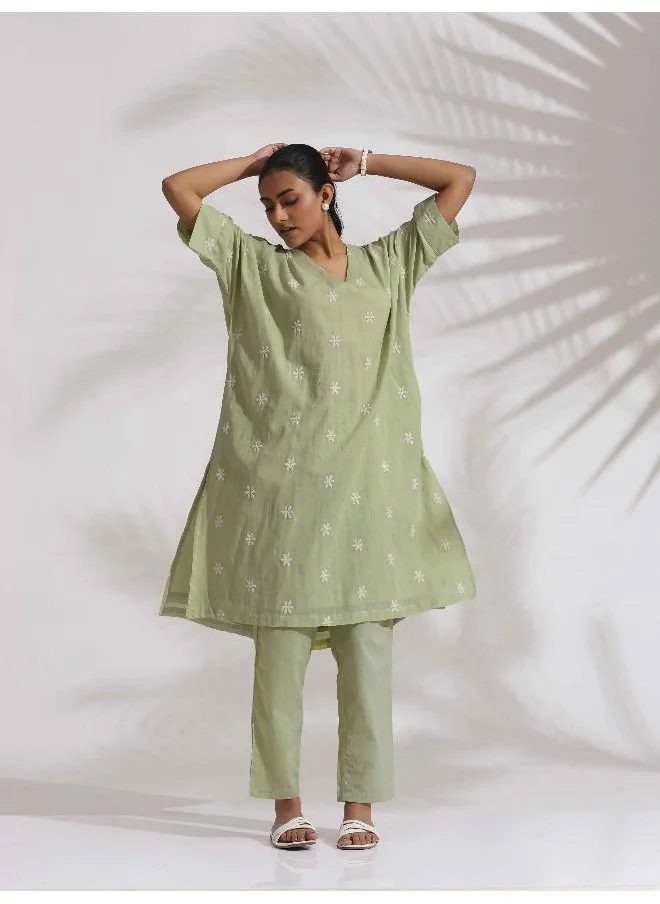 ترو برونز trueBrowns Green Cotton Floral Embroidered Kurta Co-ord Set