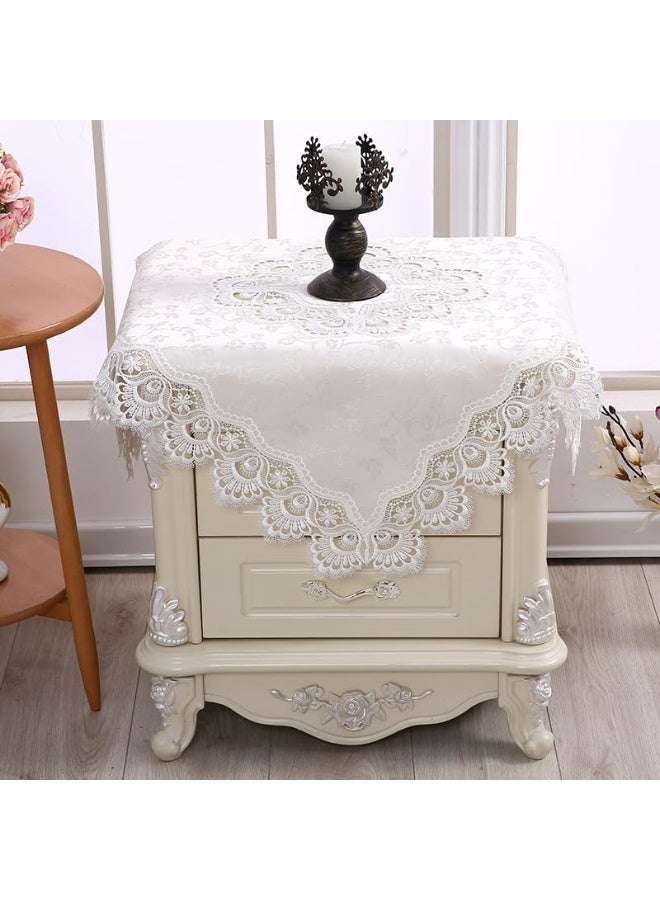 مربع صغير من الدانتيل،  مطرز على شكل مزرعة مع حافة مكرمية، غطاء لطاولة جانبية بجانب الخزانة وطاولة جانبية بيضاء مقاس 24 × 24 بوصة (60 × 60 سم)، CA896 - Image 5