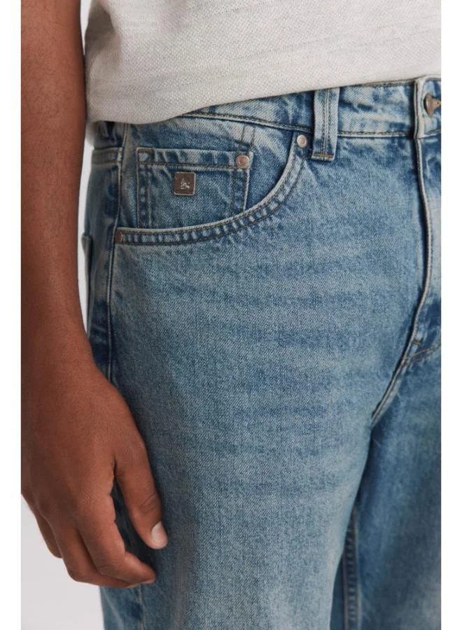 Springfield  Overtinted straight fit jeans for Men | Best Price UAE