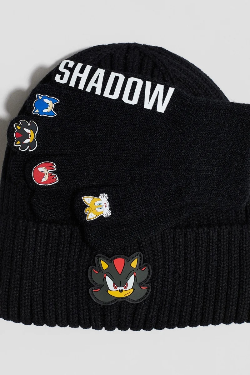 H&M 2-piece beanie and gloves set