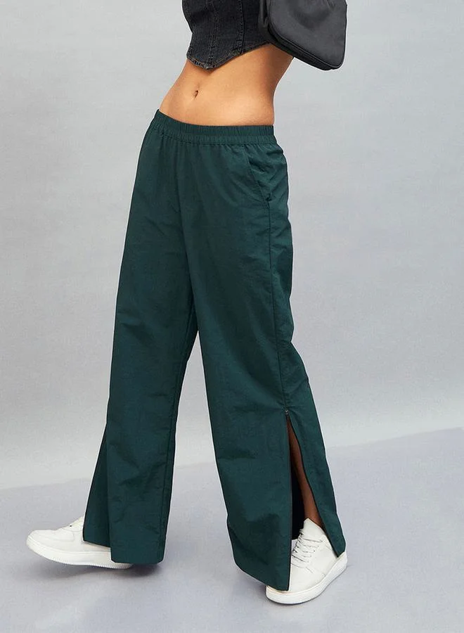 SASSAFRAS Seam Zipper Parachute Pants with Pockets by Styli