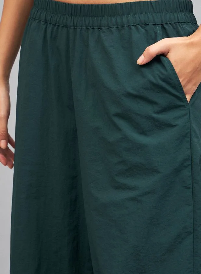 SASSAFRAS Seam Zipper Parachute Pants with Pockets by Styli