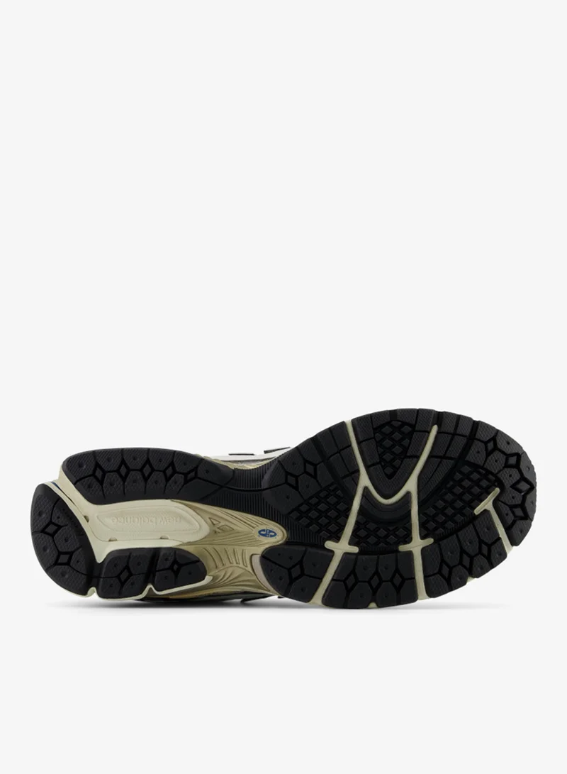 New Balance 1906 Sneakers
