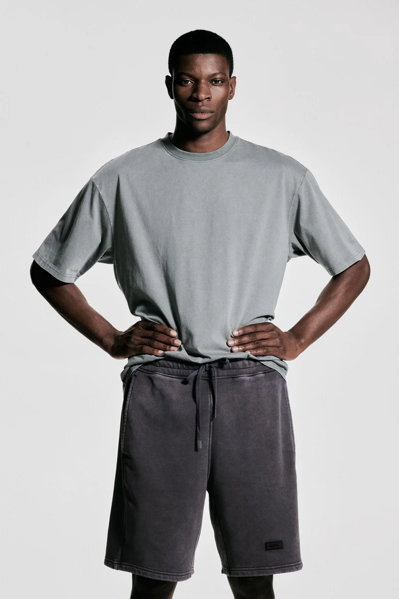 H&M Mid-length sports shorts