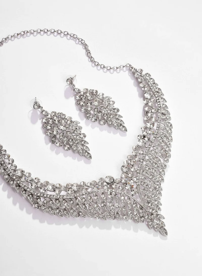 SOHI Silver Plated Designer Stone Necklace and Earring Set