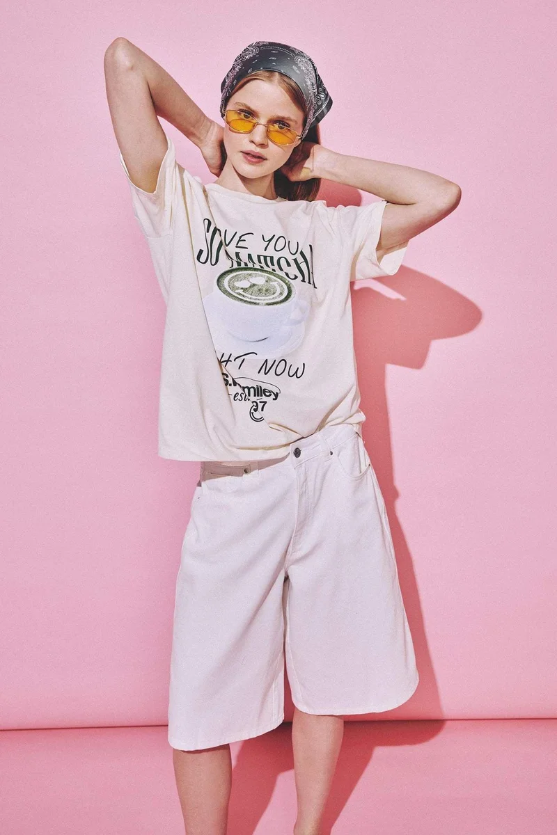 ديفاكتو SmileyWorld Print Short Sleeve Oversize T-Shirt