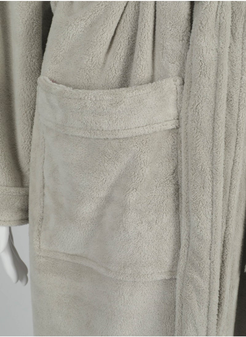 Luxury Bathrobes & Loungewear - Ultra-Soft & Stylish Comfort - Elegant Light Grey - Elegant Light Grey Adult Bathrobe - High Water Absorption, Ultra-Soft, Lightweight, and Made from Finest Coral Fleece - Modern Design with Wide Sleeves and Long Length for Maximum Comfort - pzsku/Z6E092F2032735C30AF0DZ/45/_/1740857551/34bc5f14-632d-46a8-ba19-8855465ce310