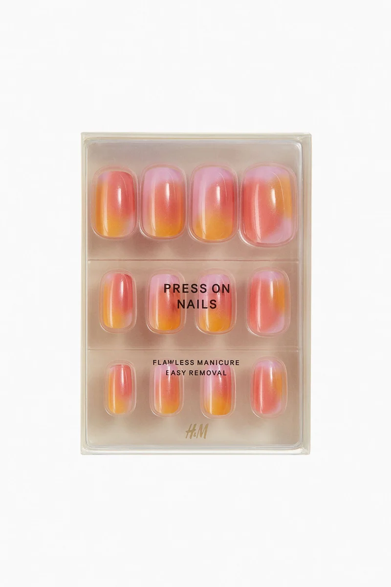 اتش اند ام أظافر تركيب صناعية