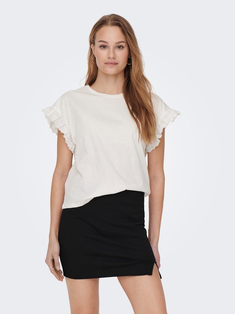ONLY ONLIRIS S/S EMB TOP JRS - Image 2