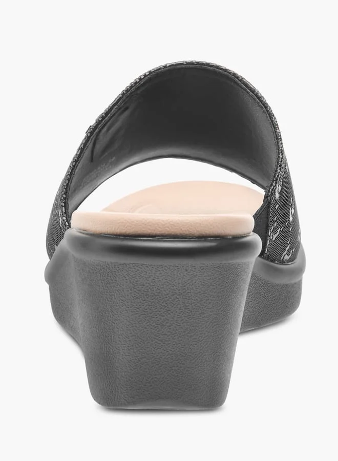 لو كونفورت Womens Monogram Embossed Sandals With Wedge Heels