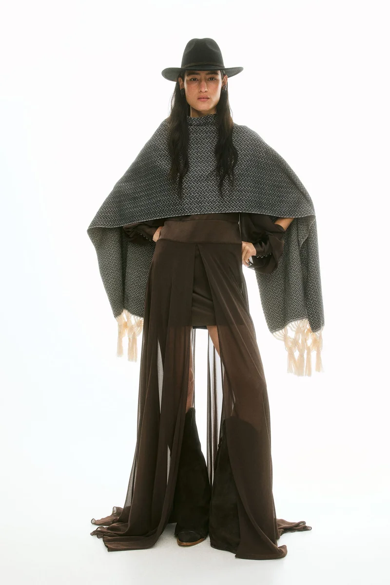 اتش اند ام فستان ماكسي من الساتان