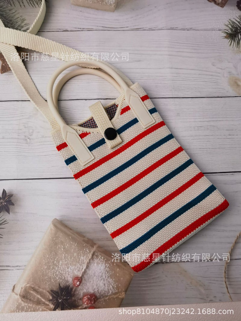 2025 Autumn New Style Girl'S Heart-Shaped Handbag For Carrying Mobile Phones, Knitted Crossbody Bag, Portable Textured Small Handbag - Image 1