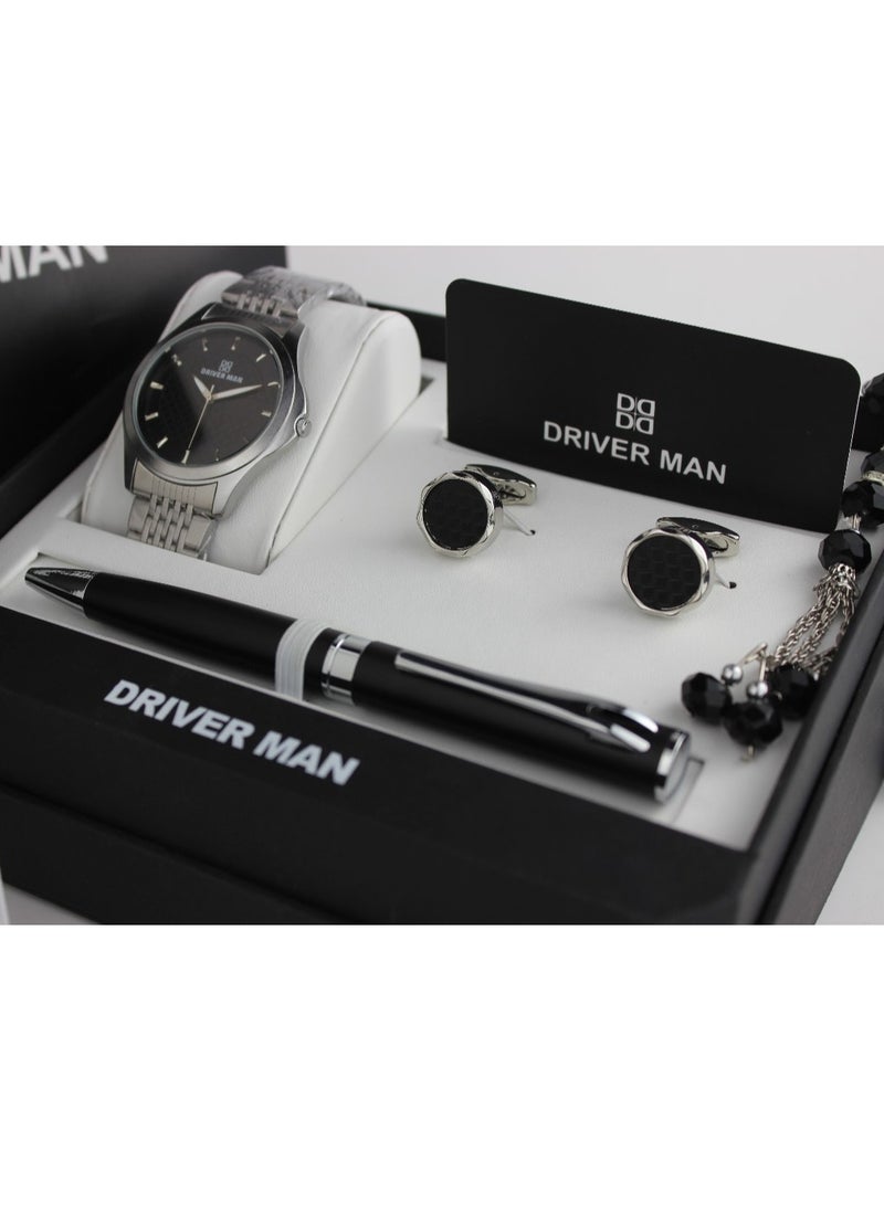 MAN A luxurious four-piece men's watch set