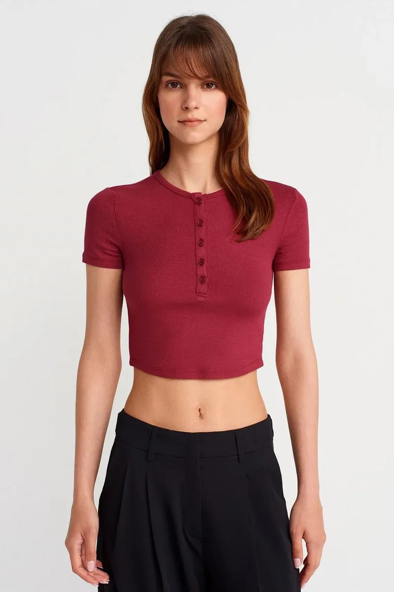 DILVIN Slim Fit Crop Blouse With Buttons