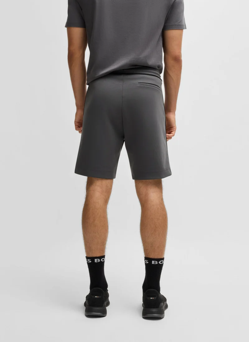 بوس Drawstring shorts with tape and logo details