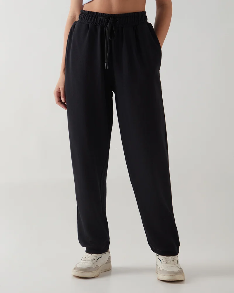 bewakoof Women's Black Oversized Joggers