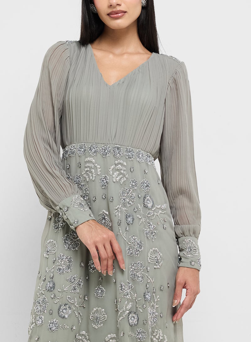 Frock and Frill Embellished Cuffed Sleeve V-Neck Midi Dress  - Image 3